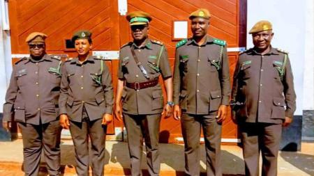 When Evah (second from left) attended a Resonate partner ministry training, God transformed her idea of work. Now she’s making a big difference at a women’s prison.