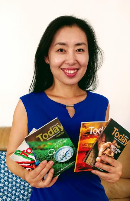 JiYoung Song edits the Korean-English Today. 