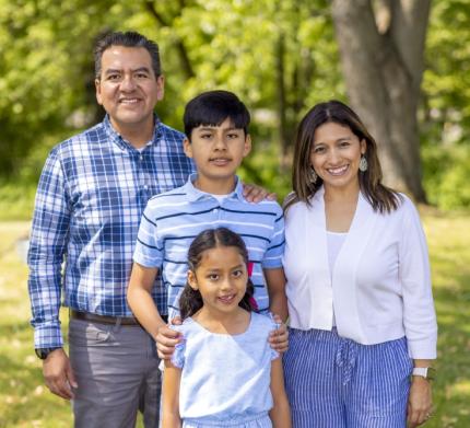 Carmen and Uri Alcivar are heading to Belgium as missionaries with Resonate Global Mission.