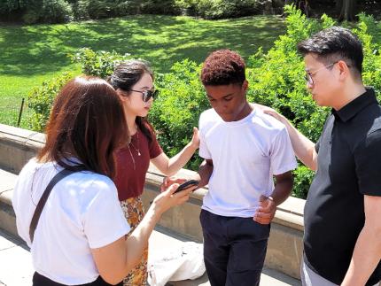 Photo Caption 	When Manhattan Vertical Church, a Resonate Global Mission-partner church plant in New York City, started praying more intentionally, Pastor Kwon Do Lee noticed a shift in the spiritual climate of the entire church. “We wanted to bring people into the church, but God led us out,” said Lee.