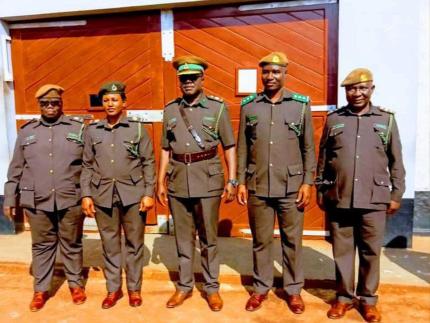 When Evah (second from left) attended a Resonate partner ministry training, God transformed her idea of work. Now she’s making a big difference at a women’s prison.