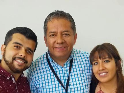 Harold Caicedo, center