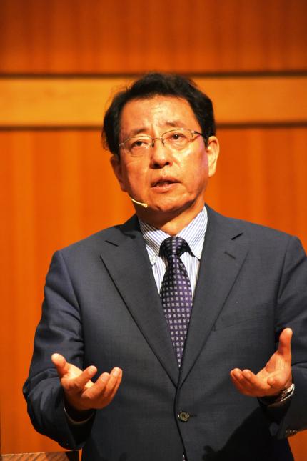 Reverend Nam Soo Choi calls for revival.