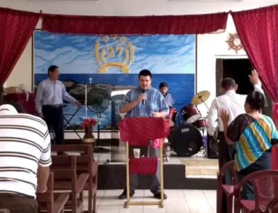 Pastor Edgar participated in a Finances for the Kingdom course facilitated by Resonate Global Mission missionaries Jari and Jesse Rodriguez.