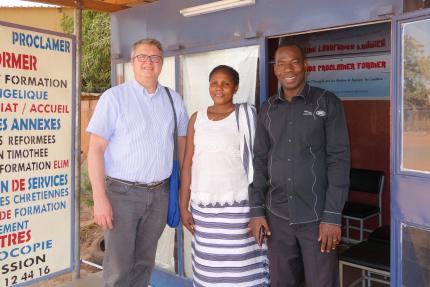 BTGMI Director Kurt Selles (left) met with West Africa French outreach coordinator Marc Nabie (right) and Loraine, a Muslim background believer who now encourages Muslim seekers.