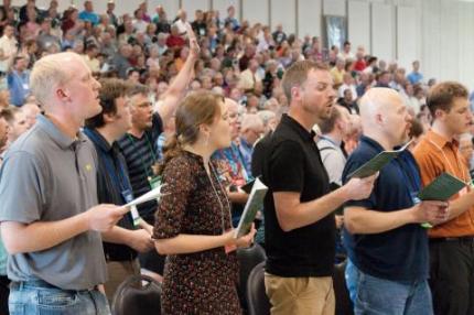 Joint worship and praise at Vermeer Center in June.