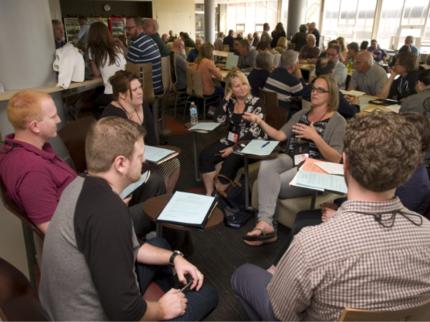 Participants join in conversation at the Canadian Gathering 2016