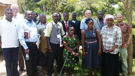 Steve Timmermans (back row on right), Barbara Nadunga (front row in middle) and entire class